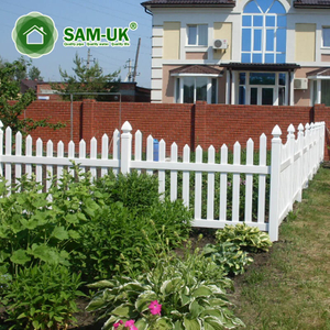 4' x 8' scalloped vinyl picket fence garden